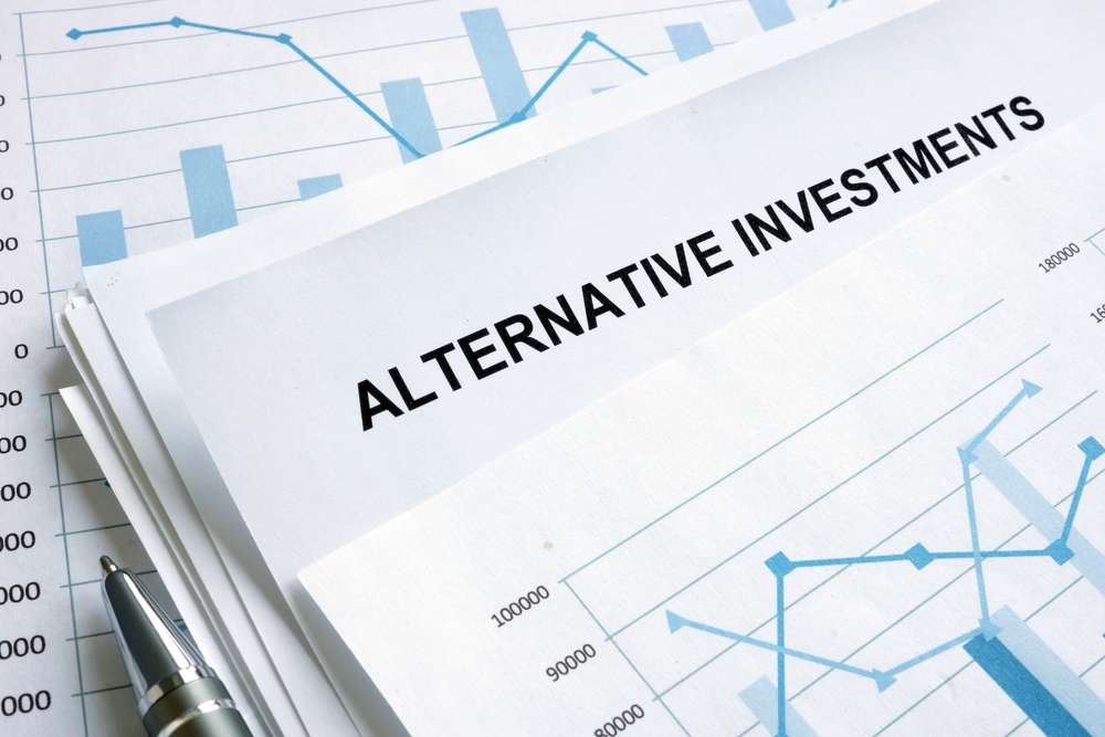 Incorporating Alternative Investments to Diversify Your Portfolio with Scott Tominaga